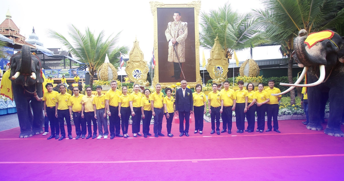 สวนนงนุชพัทยา จัดขบวนแห่เเฉลิมพระเกียรติ เนื่องในโอกาสวันเฉลิมพระชนมพรรษาพระบาทสมเด็จพระวชิรเกล้าเจ้าอยู่หัว อย่างยิ่งใหญ่