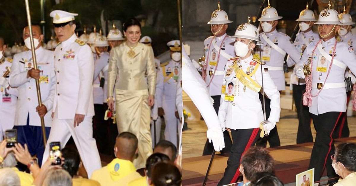 ในหลวง พระราชินี เสด็จฯ ทรงเปลี่ยนเครื่องทรงสำหรับฤดูร้อน พระแก้วมรกต